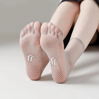 Invisible Grip Comfort Socks